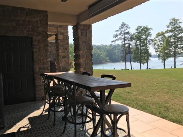 4105 stoneview summit lake martin vacation rental